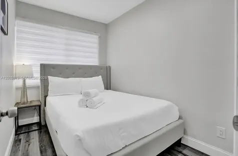 10002 E Bay Harbor Drive Bay Harbor Islands FL 33154