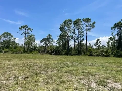 1616 NW 25 Lane Cape Coral FL 33993