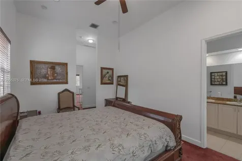 623 SW 146th Terrace Pembroke Pines FL 33027