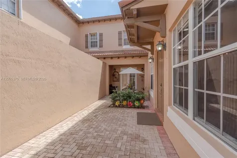 623 SW 146th Terrace Pembroke Pines FL 33027