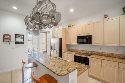 623 SW 146th Terrace Pembroke Pines FL 33027