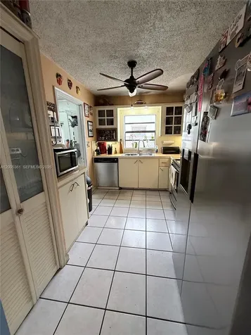 1020 SW 81st Terrace North Lauderdale FL 33068