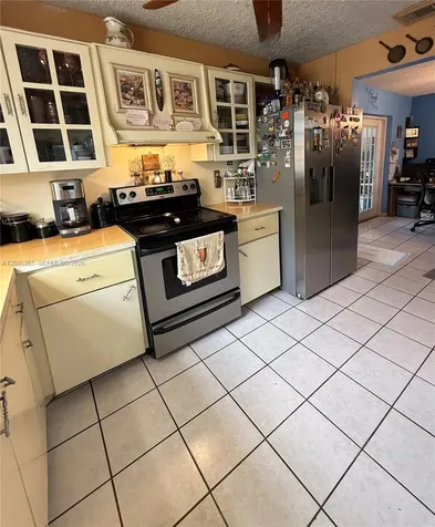 1020 SW 81st Terrace North Lauderdale FL 33068