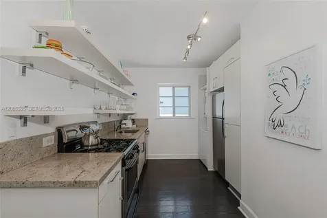 1005 9th Street Miami Beach FL 33139