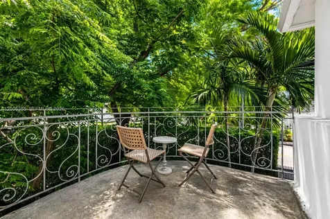 1005 9th Street Miami Beach FL 33139