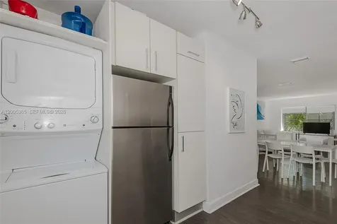 1005 9th Street Miami Beach FL 33139