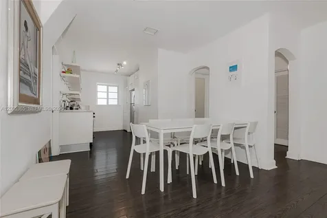 1005 9th Street Miami Beach FL 33139