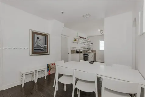 1005 9th Street Miami Beach FL 33139