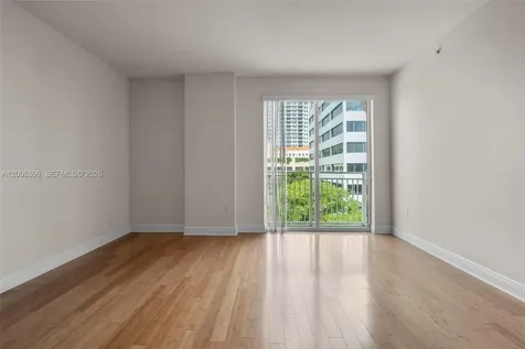 7285 SW 90th Street Miami FL 33156