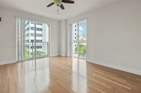 7285 SW 90th Street Miami FL 33156