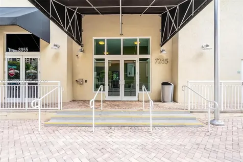 7285 SW 90th Street Miami FL 33156