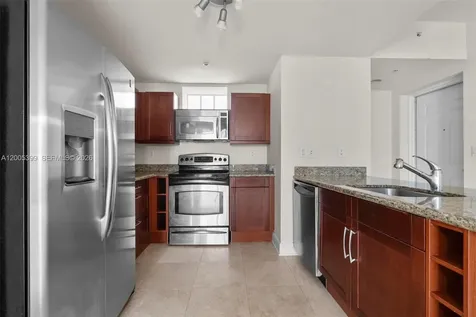 7285 SW 90th Street Miami FL 33156