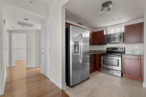 7285 SW 90th Street Miami FL 33156