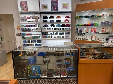 Established Smoke Shop Turnkey Operation Sweetwater FL 33174