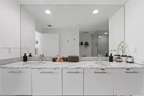 500 Brickell Avenue Miami FL 33131