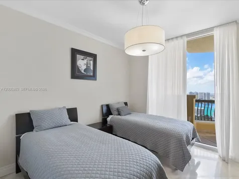 17875 Collins Avenue Sunny Isles Beach FL 33160