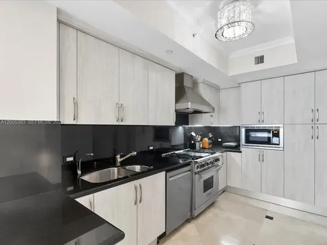 17875 Collins Avenue Sunny Isles Beach FL 33160