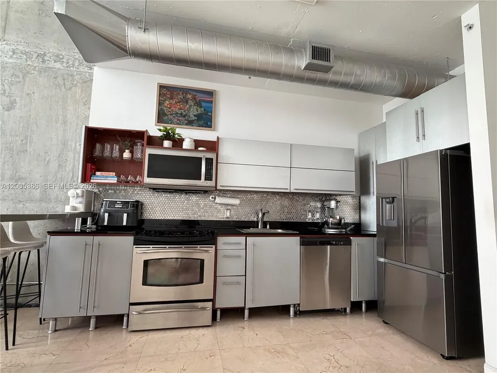 690 SW 1st Court Miami FL 33130