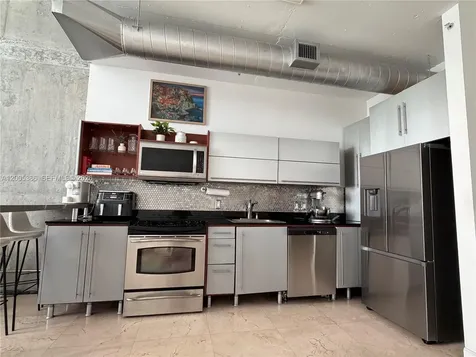 690 SW 1st Court Miami FL 33130