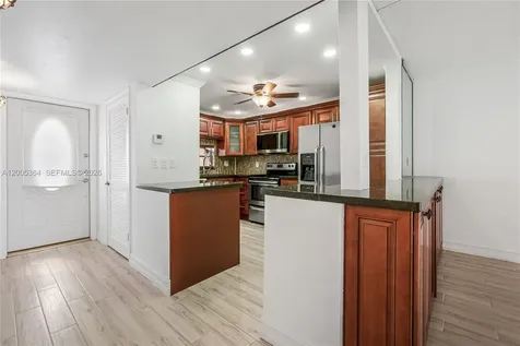 711 S Hollybrook Drive Pembroke Pines FL 33025