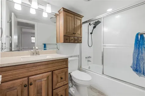 711 S Hollybrook Drive Pembroke Pines FL 33025