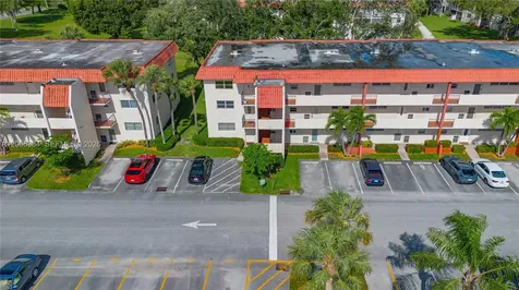 711 S Hollybrook Drive Pembroke Pines FL 33025