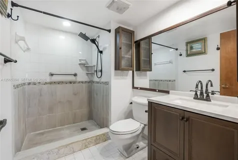 711 S Hollybrook Drive Pembroke Pines FL 33025