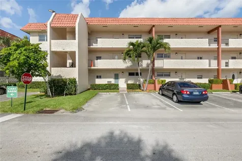 711 S Hollybrook Drive Pembroke Pines FL 33025