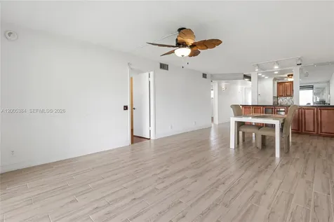 711 S Hollybrook Drive Pembroke Pines FL 33025
