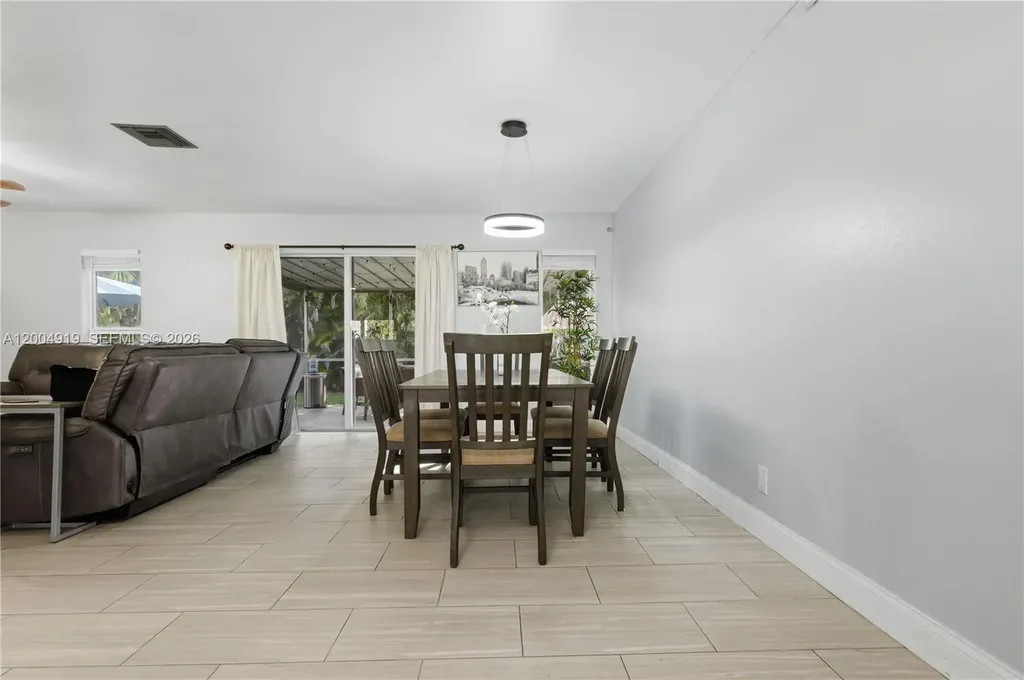 1200 Rowayton Circle Wellington FL 33414