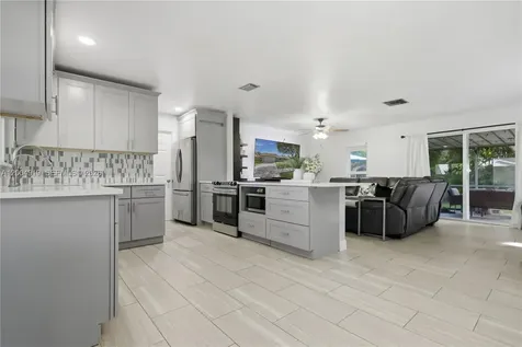 1200 Rowayton Circle Wellington FL 33414