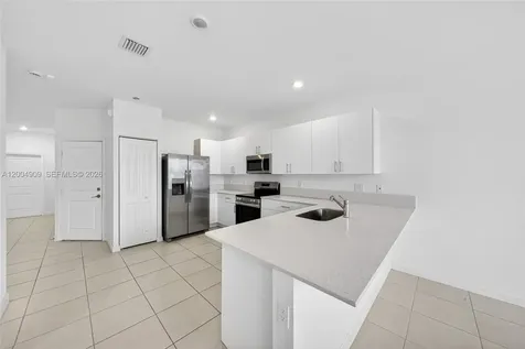 5555 NW 27th Street Lauderhill FL 33312