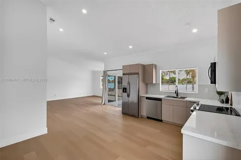 9928 SW 218th Terrace Cutler Bay FL 33190
