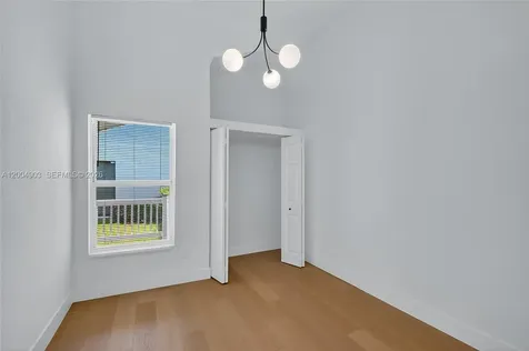 9928 SW 218th Terrace Cutler Bay FL 33190
