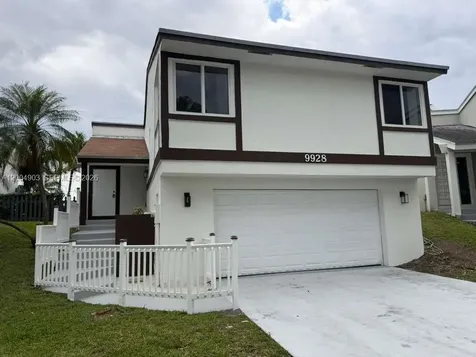 9928 SW 218th Terrace Cutler Bay FL 33190