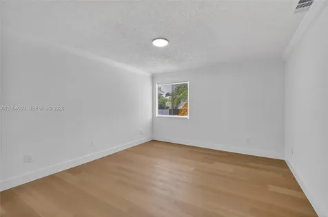 9928 SW 218th Terrace Cutler Bay FL 33190