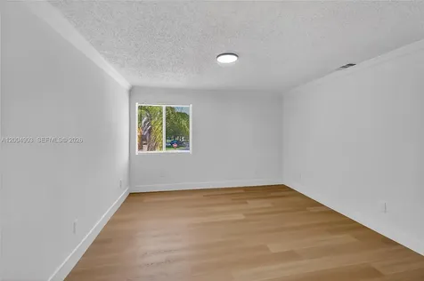 9928 SW 218th Terrace Cutler Bay FL 33190