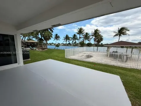9928 SW 218th Terrace Cutler Bay FL 33190