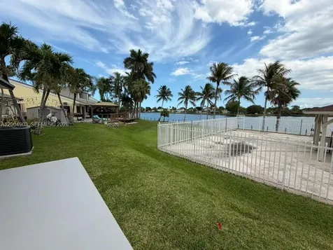 9928 SW 218th Terrace Cutler Bay FL 33190