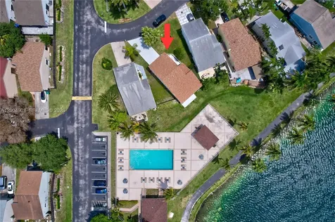 9928 SW 218th Terrace Cutler Bay FL 33190