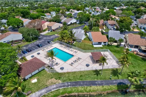 9928 SW 218th Terrace Cutler Bay FL 33190