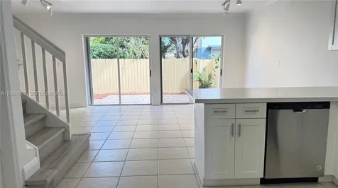 9465 SW 77th Court Miami FL 33156