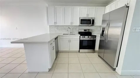 9465 SW 77th Court Miami FL 33156