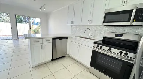 9465 SW 77th Court Miami FL 33156