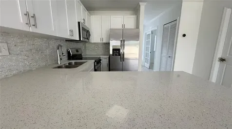 9465 SW 77th Court Miami FL 33156
