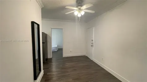 1043 NW 2nd Street Miami FL 33128