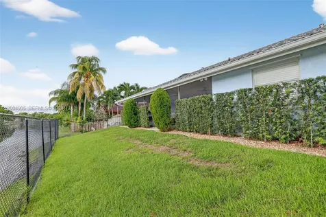 7891 NW 90th Avenue Tamarac FL 33321