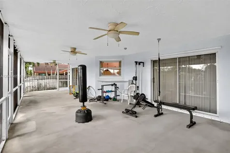 7891 NW 90th Avenue Tamarac FL 33321