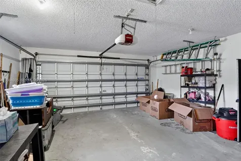 7891 NW 90th Avenue Tamarac FL 33321