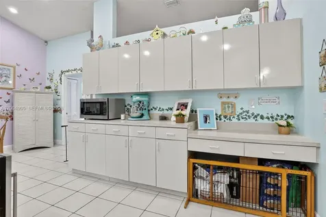7891 NW 90th Avenue Tamarac FL 33321